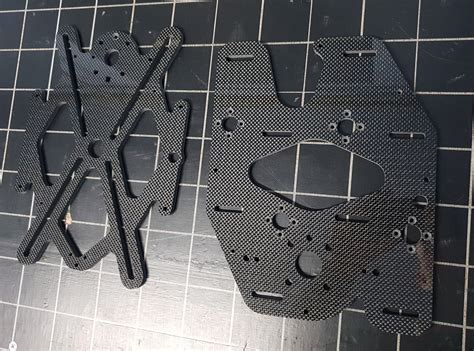 carbon viber skin using a vacuum on a cnc machine|Milling carbon fiber and G10 .